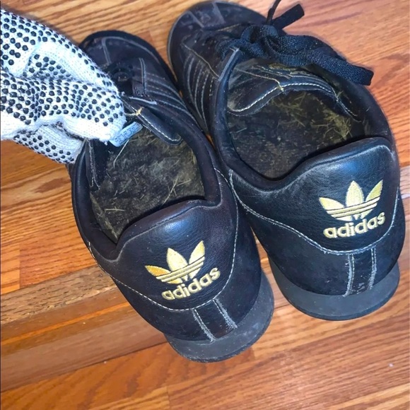 (SOLD) Retro Adidas Suede Samoa - Picture 10 of 12